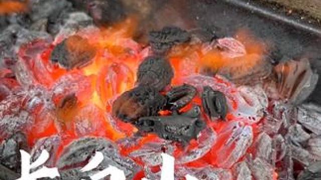 长白山野生核桃炭 适合户外烧烤烤肉的炭，火力猛温度高，可以快速锁住食材水分提升肉香#户外烧烤野炊 #