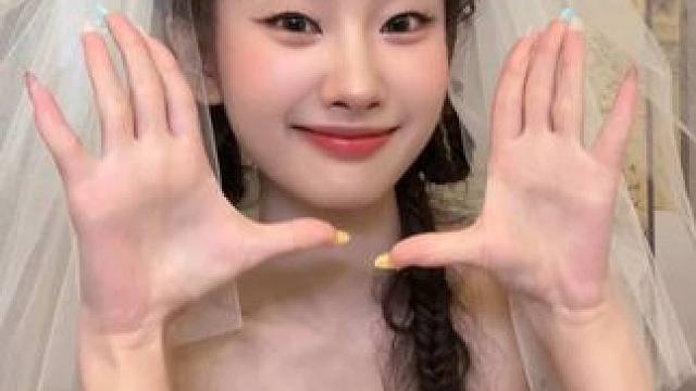 卖个萌#公主 #变装 #wangfeng婚纱