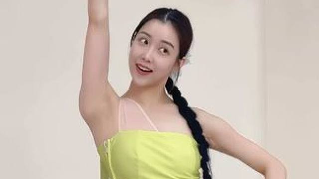 学舞蹈的意义不仅是形体上的培养更是一种全身心的成长 #舞蹈日常 #成人舞蹈 #舞蹈课堂随拍 #舞蹈老