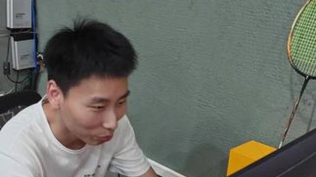 我说白了，这里是网络，你还得练 #羽毛球 #羽球人 #真实 #的幸