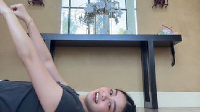 B姐最近吃的有点好哈哈哈