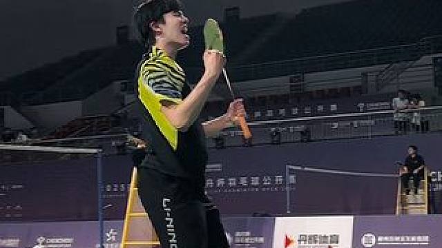 上午以一分之差拿下小组第一！下场淘汰赛继续加油！#羽毛球#羽毛球单打#林丹杯