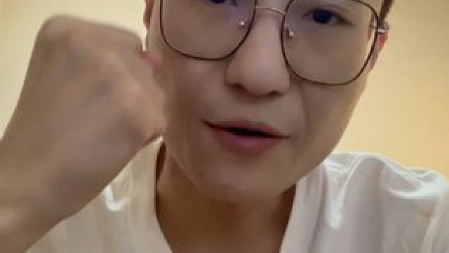 这次我将和念旧、子画、老四、阿硕组成枪王杯队伍，期待我们的表现#CFM枪王杯组队风波 #2025CF