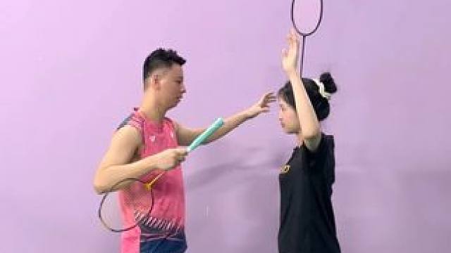 发力总散？一招让你击球瞬间聚能！ #羽毛球教学