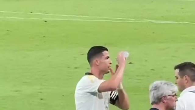 巨星有很多位，C罗是最励志的那位（下）