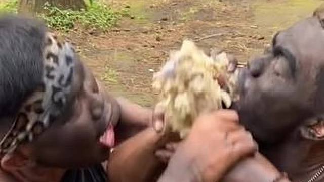 非洲生活 #非洲原始部落 #我的乡村生活 #野外生存建造 #乡村的生活 #野外生存技能