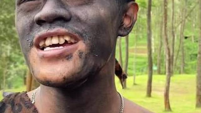 哈哈嘟嘟困 #非洲原始部落 #我的乡村生活 #野外生存建造 #乡村的生活 #野外生存技能