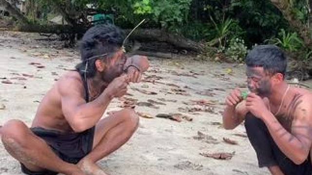 非洲嘟嘟困 #非洲原始部落 #我的乡村生活 #野外生存建造 #乡村的生活 #野外生存技能