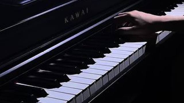 我弹的弹唱，好听么？#自弹自唱 #音乐