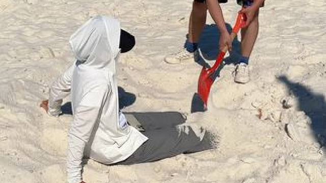 开了四十分钟车盐疗来了 一日游正好，上午11:30去刚好 没风#新疆盐湖 #乌鲁木齐盐湖景区 #乌鲁