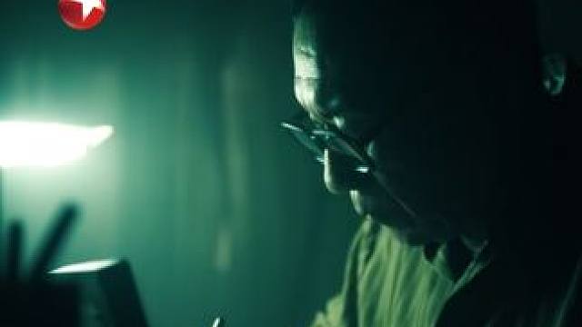 邓建立毒自杀，并留下认罪书承担所有罪责，竭力撇清卢少骅。#秦昊  #扫毒风暴  #东方卫视扫毒风暴