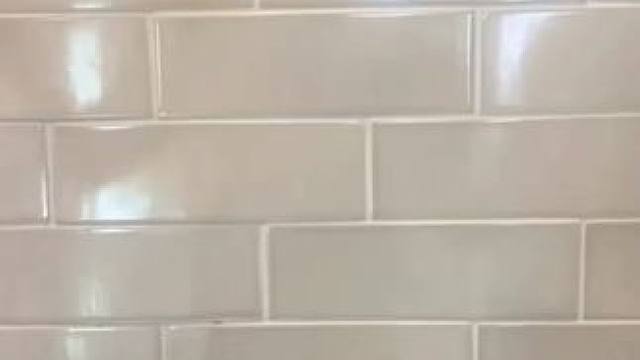 这样洗澡刷手机再也不怕进水了~ #玩个很新的东西 #防水手机盒