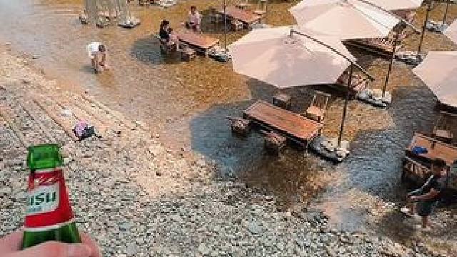 窝囊漂，真的好惬意#清凉一夏 #漂流 #夏季玩水 #玩水乐趣