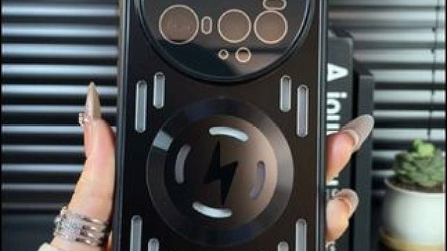 小米15ultra镂空散热手机壳，支持无线快充和车载支架 #小米15ultra手机壳#散热手机壳#不