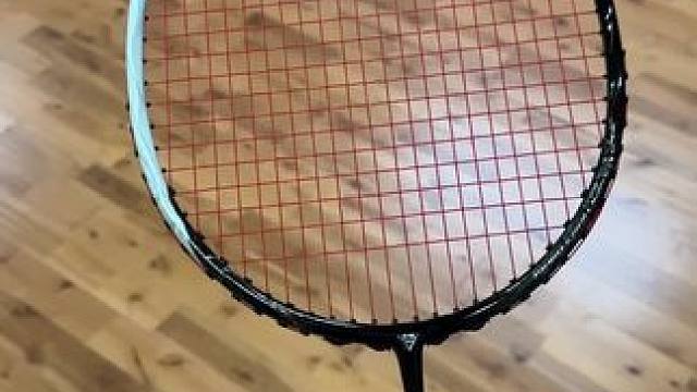 听说球拍剪线也很有讲究？#羽毛球拍 #浦锐狼线