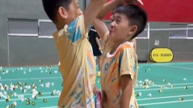 看看小树比百川高多少啦 #廖百川 #日常