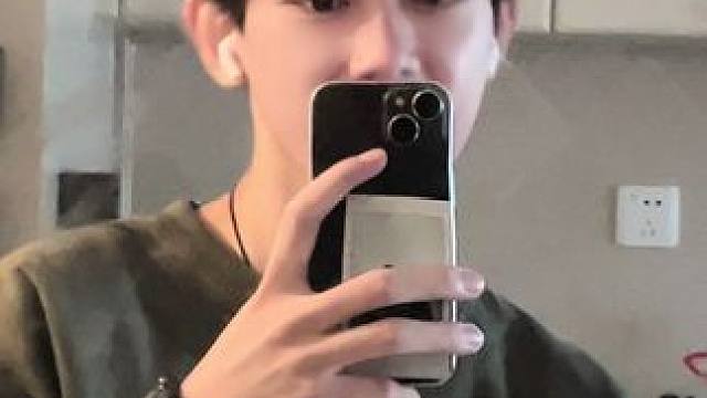 请跟这样的我恋爱吧 #请和这样的我恋爱吧