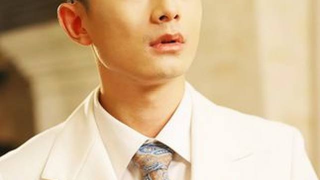 女人的丈夫把感情当成装穷游戏来玩... #九州短剧