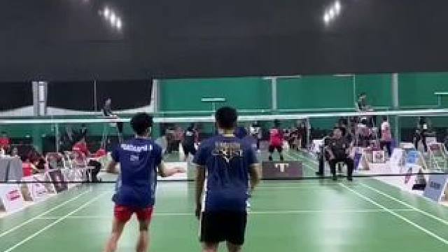 有没有你快#羽毛球 #羽毛球精彩片段 #羽毛球双打#精彩瞬间