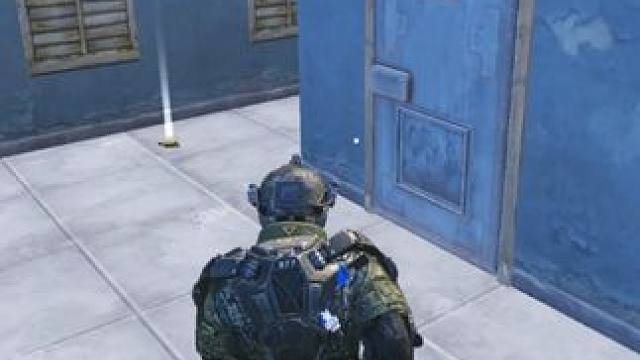 今晚的消费，由黑市老板买单！ #地铁逃生周年版本 #地铁逃生摸金搜打撤 #和平精英地铁逃生 #武子弈