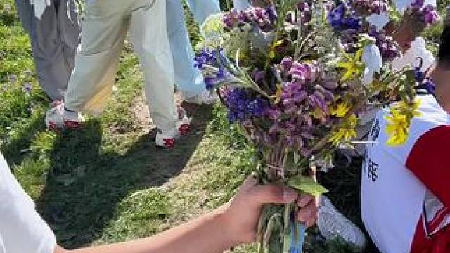 景色和羽毛球很配#大草原美好生活 #羽毛球