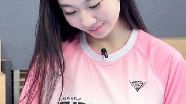 是不是很久没换手胶了？ #浦锐7c手胶 #浦锐手胶 #打羽毛球女生