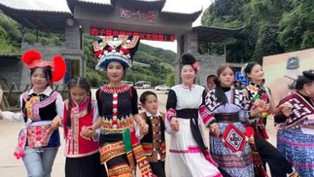 云南山歌好听，还是云南舞好瞧！主要是云南民族都很美！#少数民族风情 #非遗文化传承 #记录身边的传统