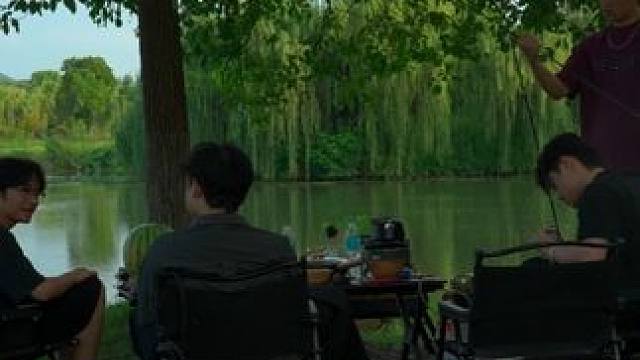 一群朋友，一个周末 #一起去露营 #露营 #火锅 #户外