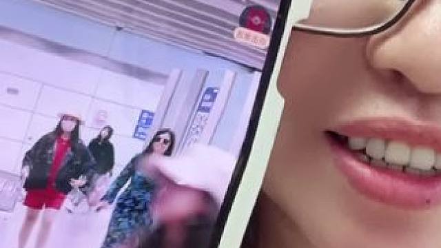 #王诗龄李湘机场路透 #万万没想到 #王诗龄 #李湘