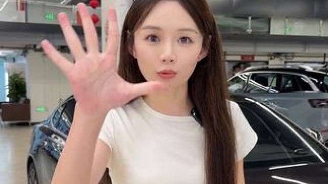 最新到店2台沃尔沃s90，配置不同，快来找静静吧#卖车的小姐姐 #沃尔沃 #买车那点事儿