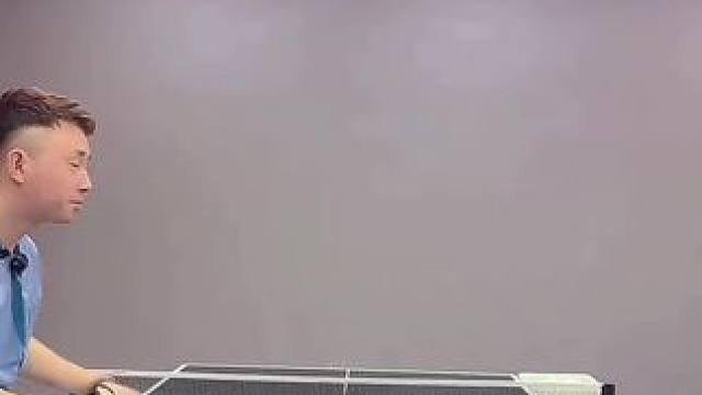 煜东发球，恐怖如斯 缺点是不能多发，容易给自己扇感冒