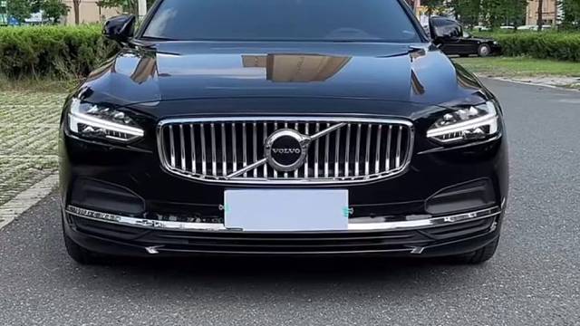 22年沃尔沃S90