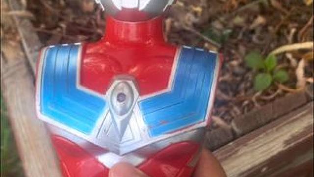 奥特曼的胳膊和腿怎么没有了#奥特曼玩具 #儿童玩具 #奥特曼