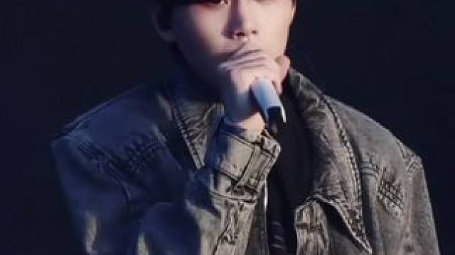 “我想除了你 全世界都可以忘记” #en#en王翊恩#间距#王翊恩音乐节