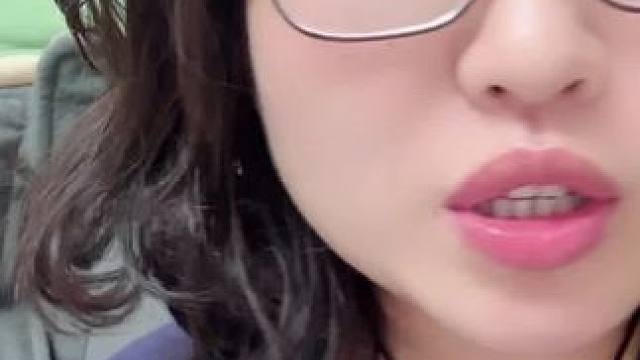 #卢昱晓 #卢昱晓机场被人敲头 #万万没想到