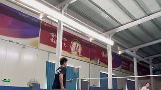 帅？帅就对啦#羽毛球#杀球#羽球忍者#帅就完事了