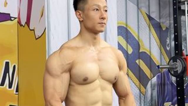 不同角度练手臂 一对哑铃这样练，手臂从前到后都练到！#健身 #健身干货 #手臂训练 #