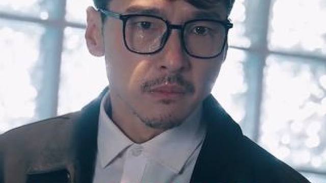 点击右下角《观看完整正片》，下集从第1集开始 #天降机遇 #我的观影报告 #因为一个片段看了整部剧 