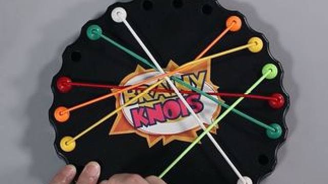 解压又益智的解绳大挑战。3岁到80岁都可以玩，规则简单，老少咸宜！#专注力 #益智 #动手动脑