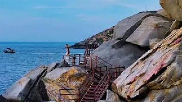 趁现在去旅行！
#旅行推荐官 #东山岛 #精致女人必备 
#诗和远方 #感受大自然的气息和美景