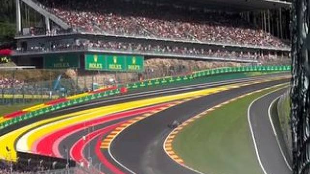 蹲守F1最标志性的弯角，带你空降#斯帕艾尔罗格弯#F1 #比利时大奖赛