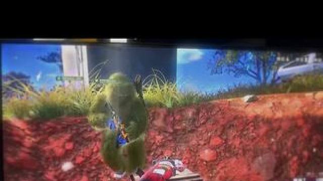 四个沉迷舔包的盲人！动态视力：∞  静态视力：0 #吃鸡辣妹儿 #除了吃鸡啥都会  #pubg #p