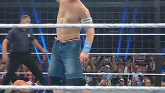 塞纳回归的首场铁笼赛！达米安算计德鲁，赛斯揪着朋克不放 