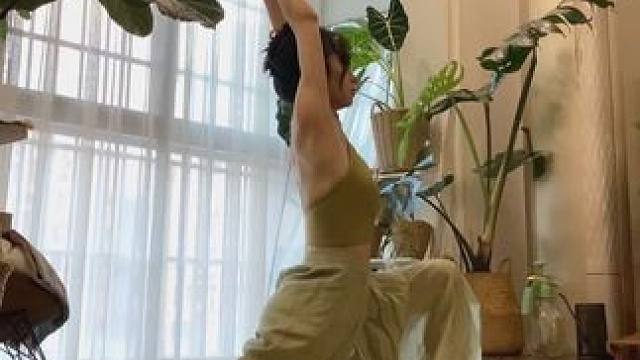 10分钟三伏天瑜伽跟练 排寒祛湿 拯救虚胖
#瑜伽 #三伏天 #三伏天养生 #排寒祛湿 #女性养生