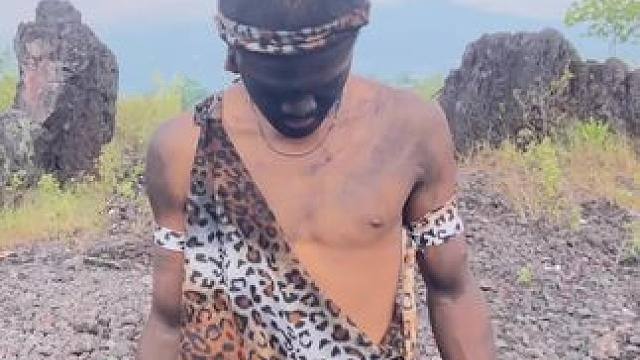 递加嘟嘟 #外国人真会玩 #荒野生存 #创作人计划 #户外徒步旅行 #骚操作