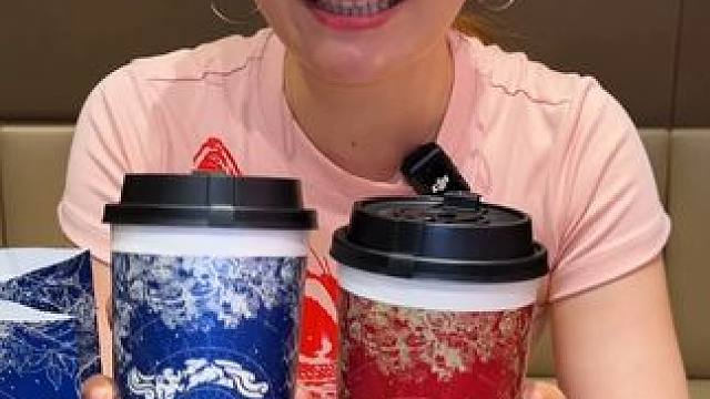 霸王茶姬新品轻因系列又上线了！这次还有透光明信片和好眠主题包挂新周边！赶紧冲#霸王茶姬 #霸王茶姬轻