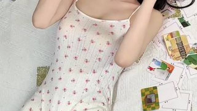 又回到最初的起点，记忆中你青涩的脸#夏日穿搭 #纯欲天花板