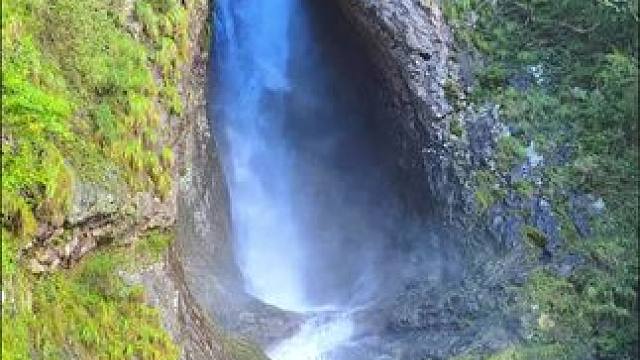 #大山深处自然美山清水秀好风光 #行走山水间聆听大自然 雁荡山西石梁大瀑。