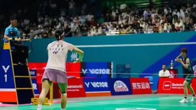 除了你，目前她还是没有对手#安洗莹#打羽毛球女生