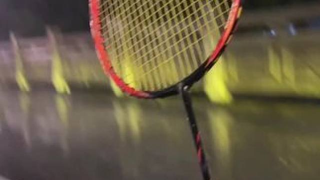 羽球人口中的风雨无阻！#羽球人的浪漫 #浦锐狂徒700#堂吉柯德式冲锋